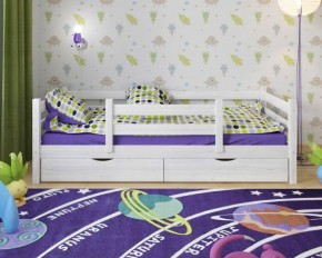Детская кровать из массива березы Соня-5 (Белый/Лак) в Белоярском - beloyarskiy.mebel-74.com | фото