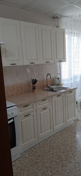 Кухня модульная Луксор серый-белый в Белоярском - beloyarskiy.mebel-74.com | фото