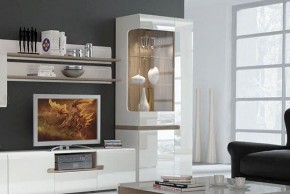 Шкаф с витриной 3D/TYP 01L, LINATE ,цвет белый/сонома трюфель в Белоярском - beloyarskiy.mebel-74.com | фото